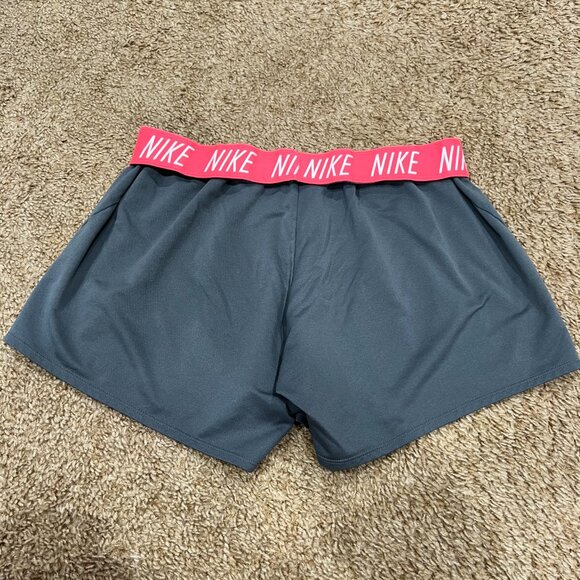 Nike Dri-Fit Shorts - Picture 3 of 5